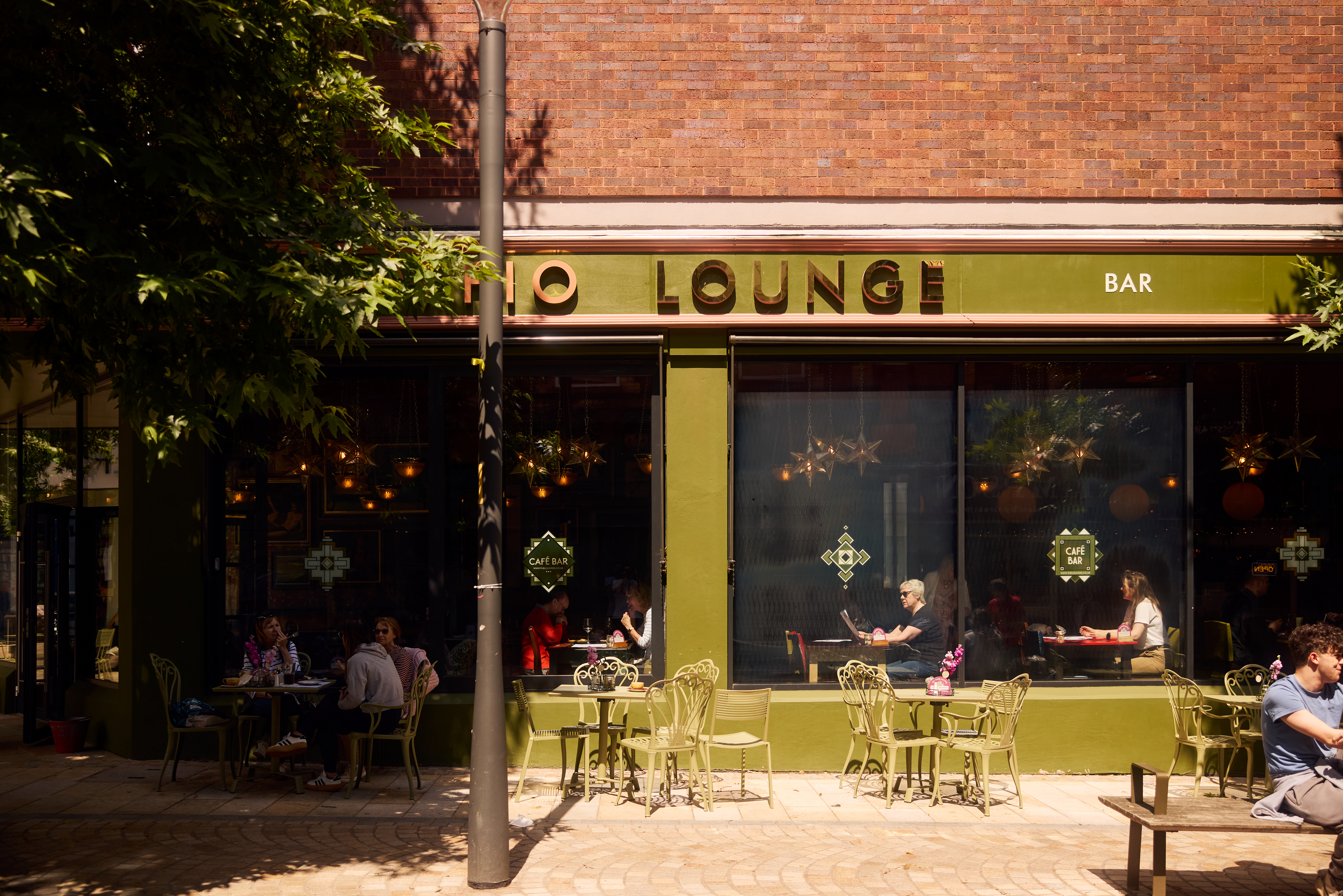 LOUNGERS IS COMING TO STRETFORD TOWN CENTRE 